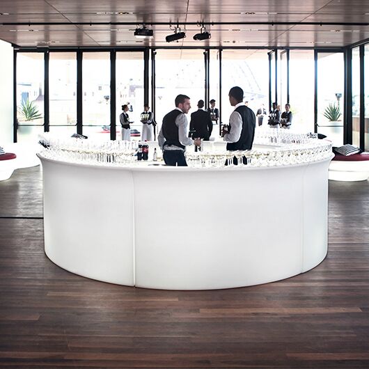 Curve Bar 68"