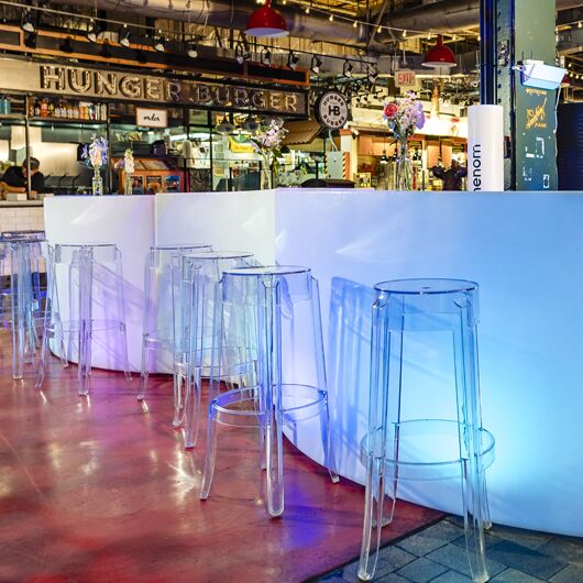 Snack Bar 65" Section