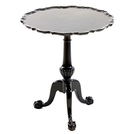 Vintage Pie Crust Drinks Table (1)